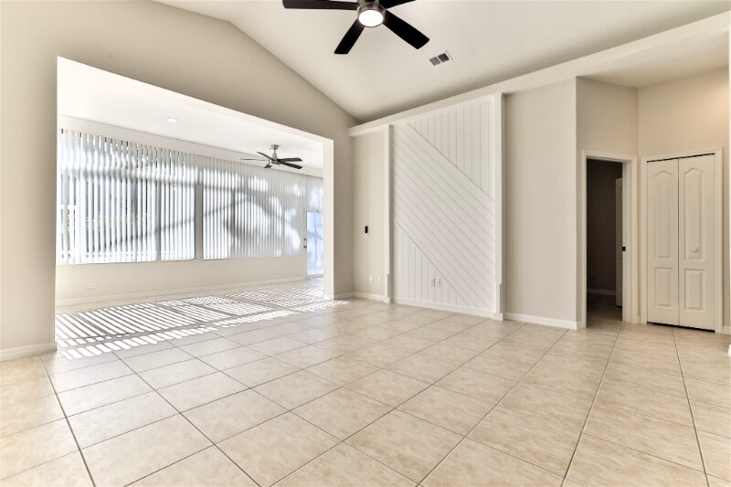 Building Photo - 1161 Siesta Key Cir