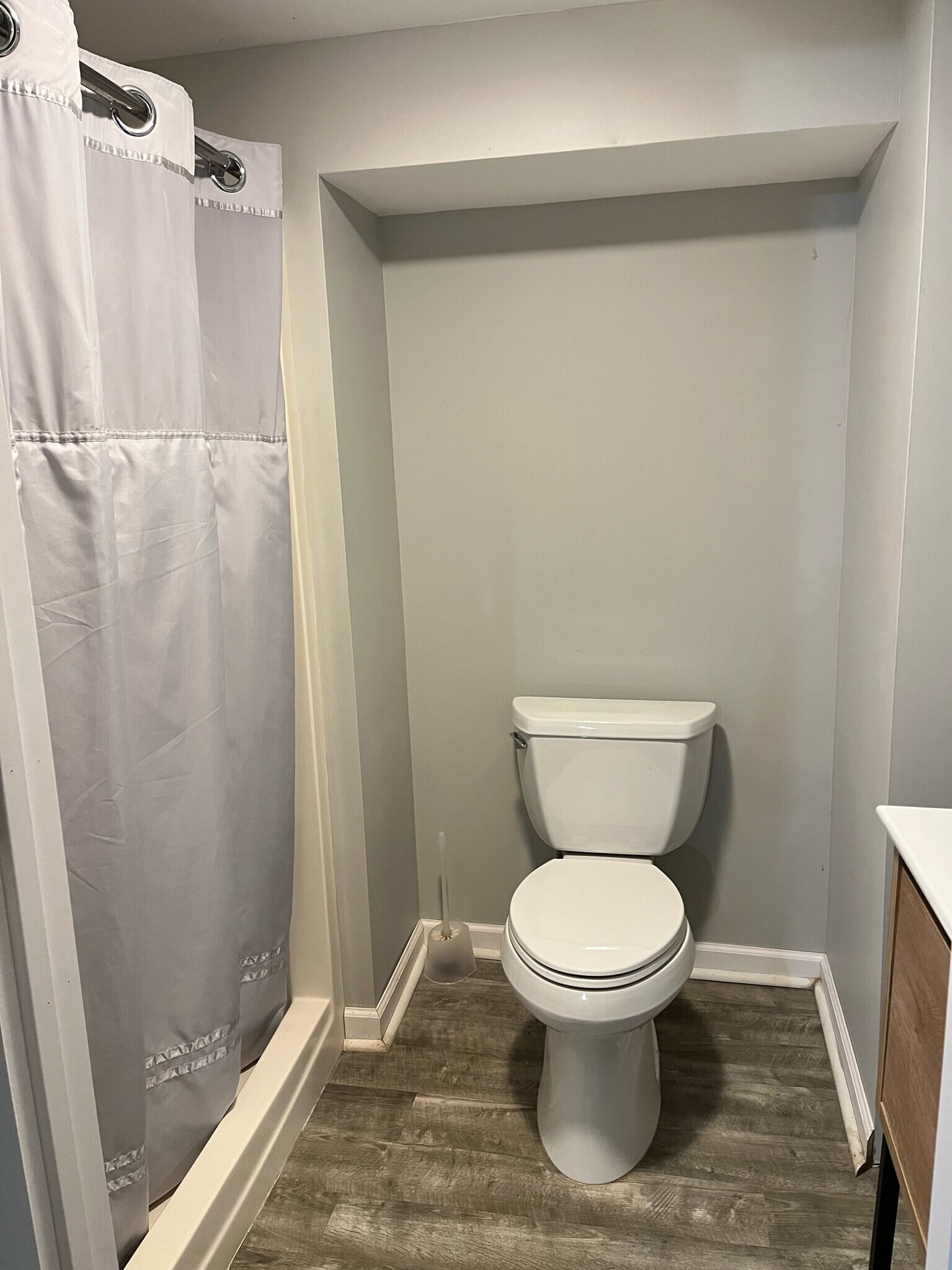 Basement Bathroom - 5727 E Freedom Ln