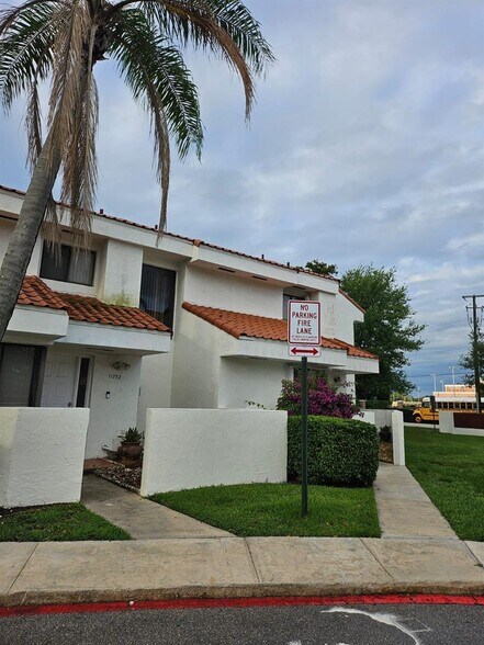 Primary Photo - 11752 Terra Bella Blvd