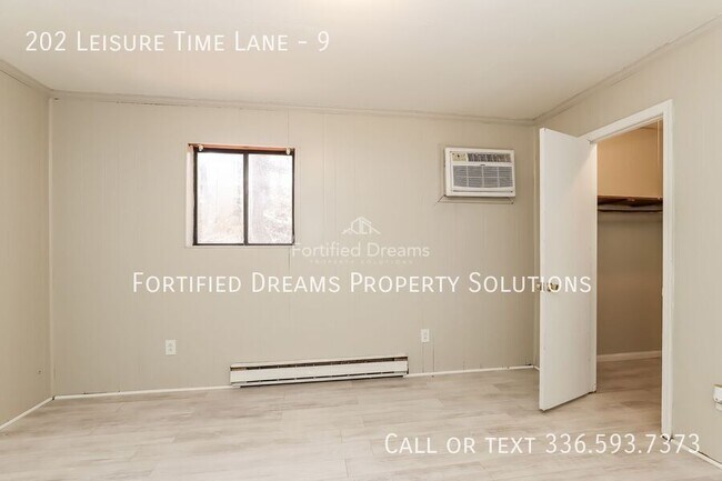 Building Photo - 202 Leisure Time Ln