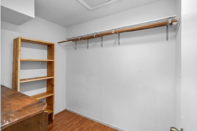 Building Photo - 2/2 Condo With Screened Patio in Conway area