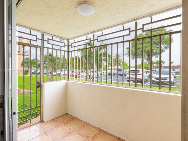 Building Photo - 10300 Coral Wy