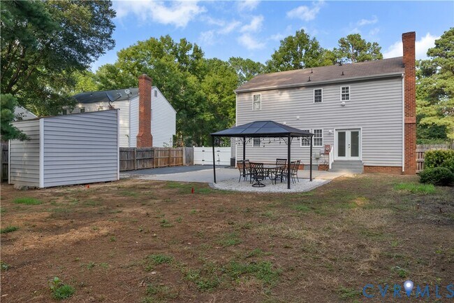 Building Photo - 2222 Early Settlers Rd