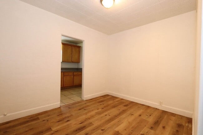 Building Photo - JV3701 RUBS