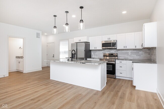 Building Photo - 1311 E 22nd St