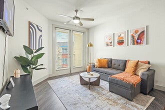 Building Photo - 8122 Midtown Blvd