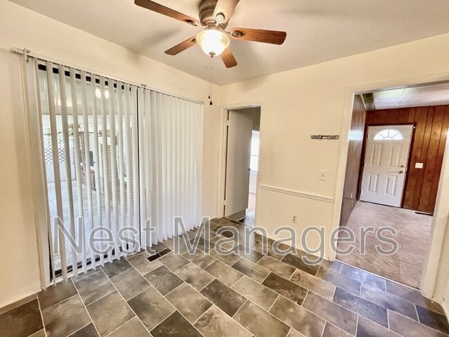 Building Photo - 717 Rockwood Dr