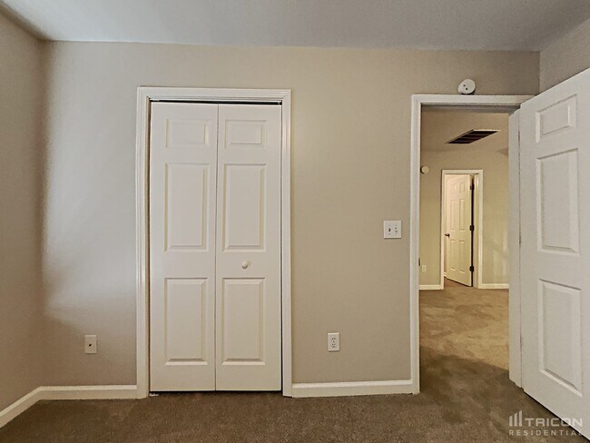 Building Photo - 201 Woodland Way
