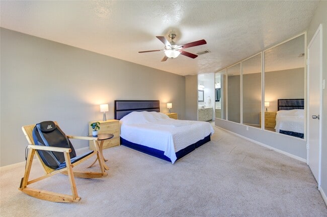 Building Photo - 7027 Brockington Dr