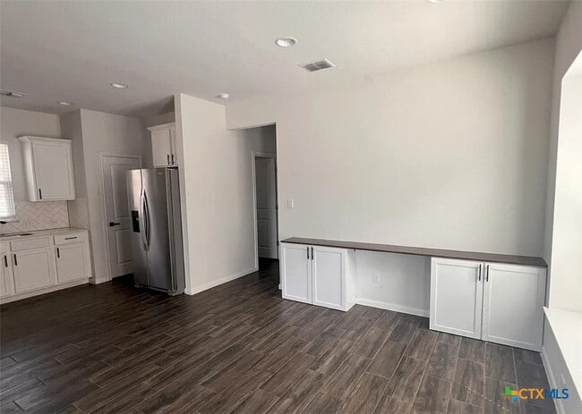 Building Photo - 1228 Esplanade Pkwy