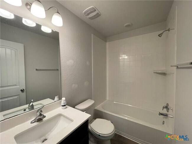 Building Photo - 6161 Lavaca Dr