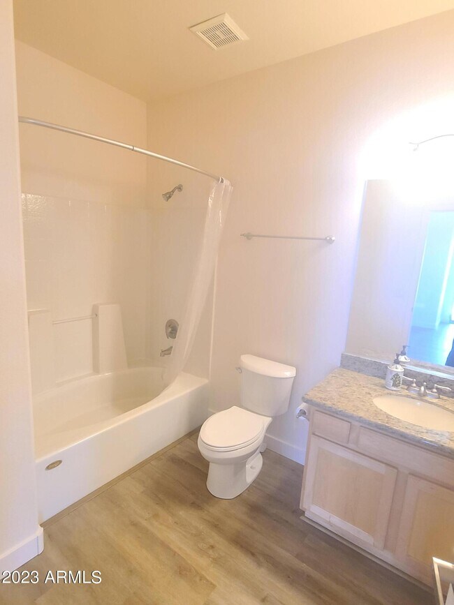 Building Photo - 16616 E Gunsight Dr