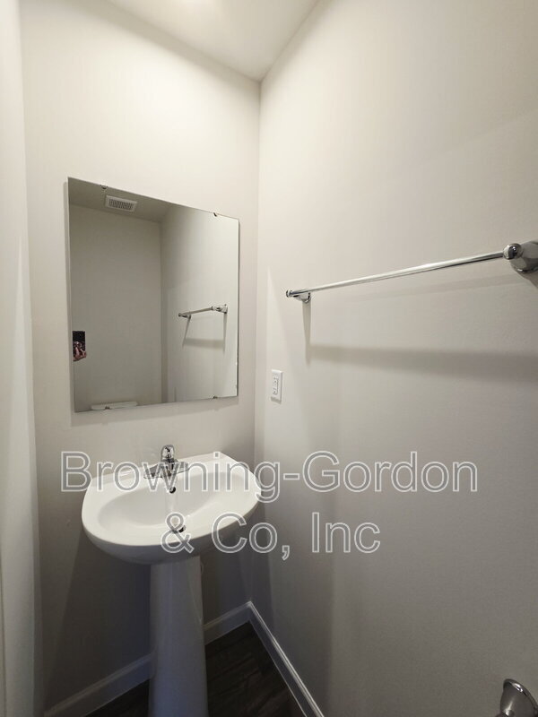 Building Photo - 1026 Cone Blvd