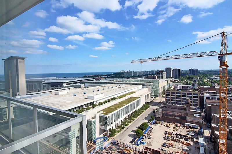 Building Photo - 2148 S Indiana Ave