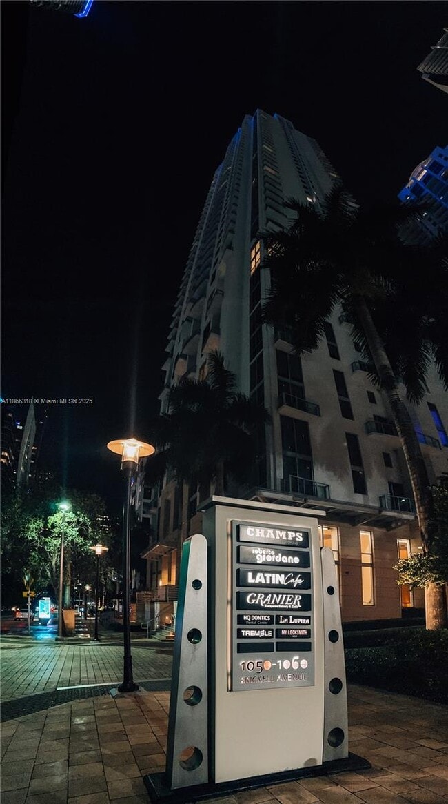 Building Photo - 1050 Brickell Ave