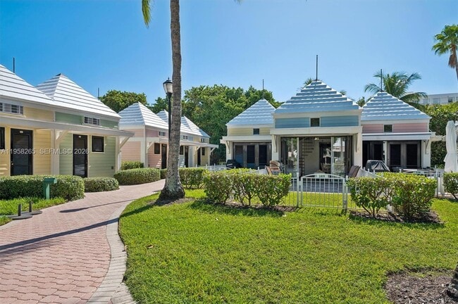 Building Photo - 717 Crandon Blvd