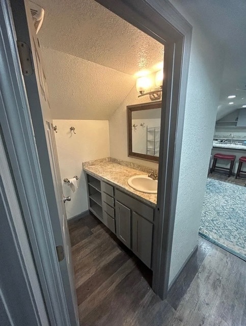 Building Photo - 1750 Hamilton Ave