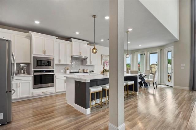 Building Photo - 2124 Dublin Ct