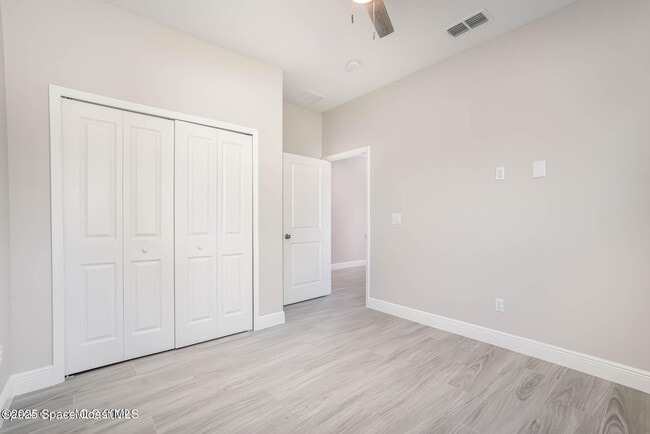 Building Photo - 2281 Ramsdale Dr SE