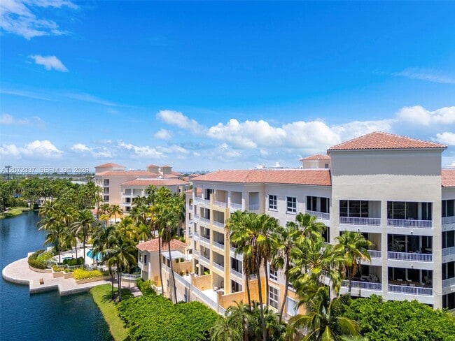 Building Photo - 715 Crandon Blvd