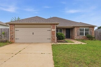 Building Photo - 1200 Granite Ln