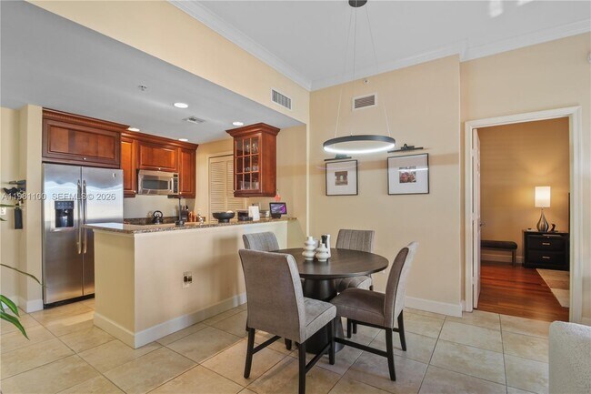 Building Photo - 100 Andalusia Ave