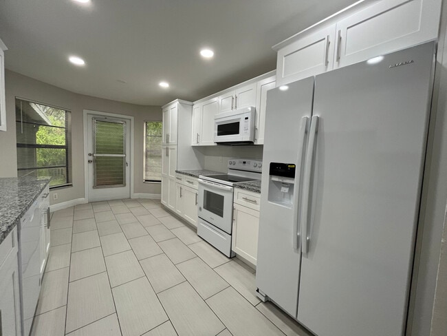 Building Photo - 8161 Winged Foot Dr