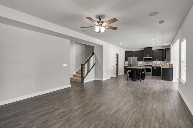 Building Photo - 217 Golden Fluke Dr