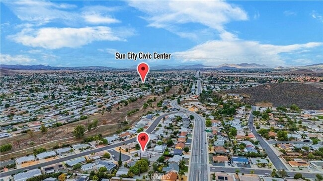 Building Photo - 26960 McCall Ct