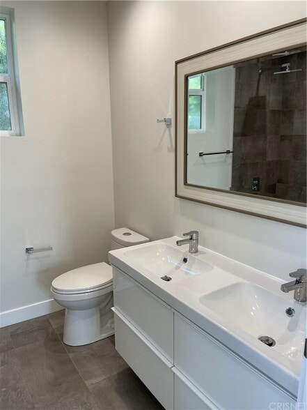 Building Photo - 6824 Tobias Ave