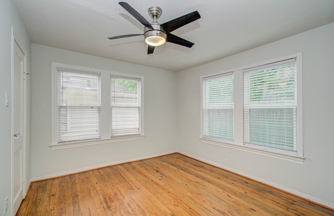Building Photo - 4706 Fisk St