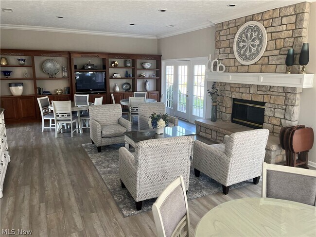 Building Photo - 2477 Crimson Dr