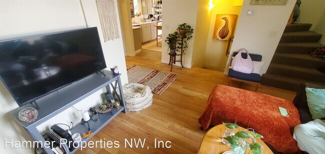 Building Photo - 5 br, 2 bath House - 314 E Ivy Street