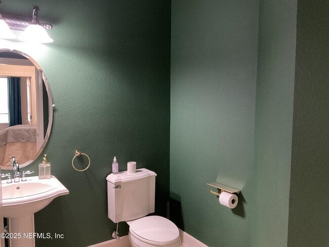 Building Photo - 13846 Atlantic Blvd