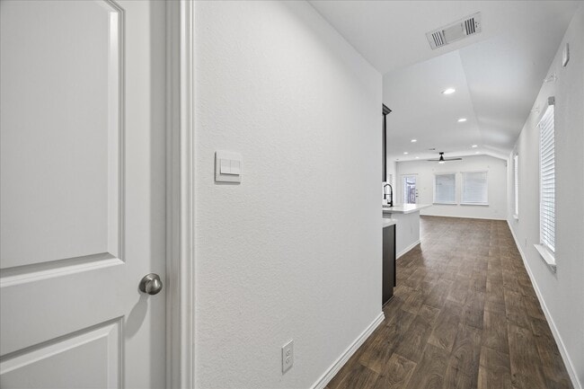 Building Photo - 16691 Lonely Pines Dr