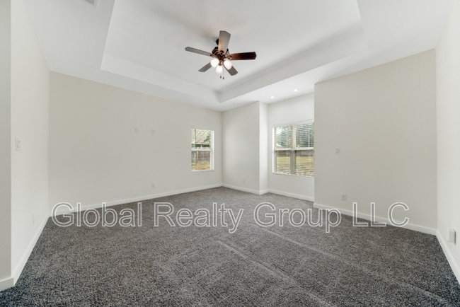 Building Photo - 2675 Fairwood Dr