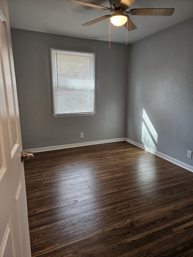 Building Photo - 317 Melvin Jones Dr