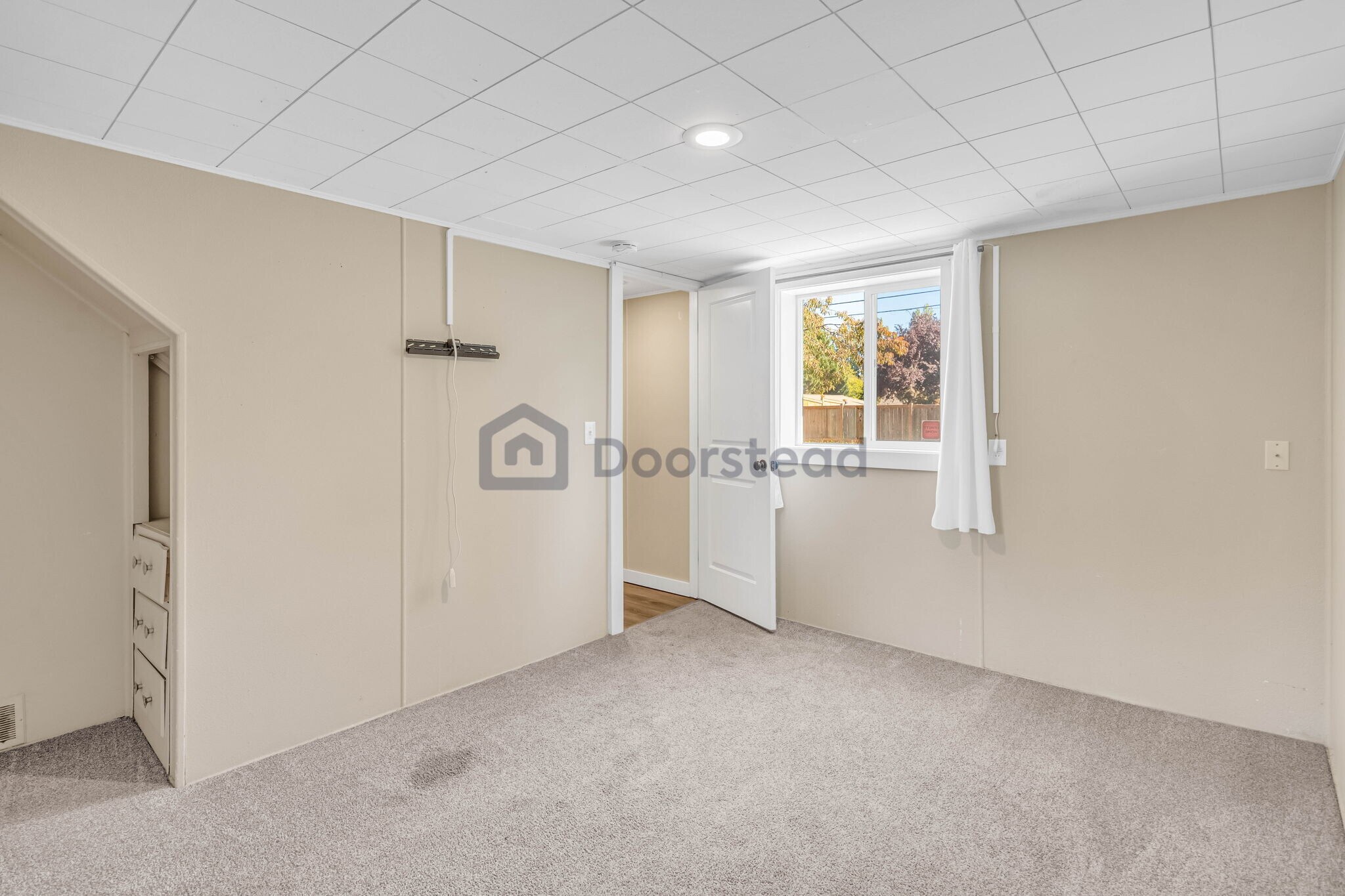 Building Photo - 7348 29th Ave SW