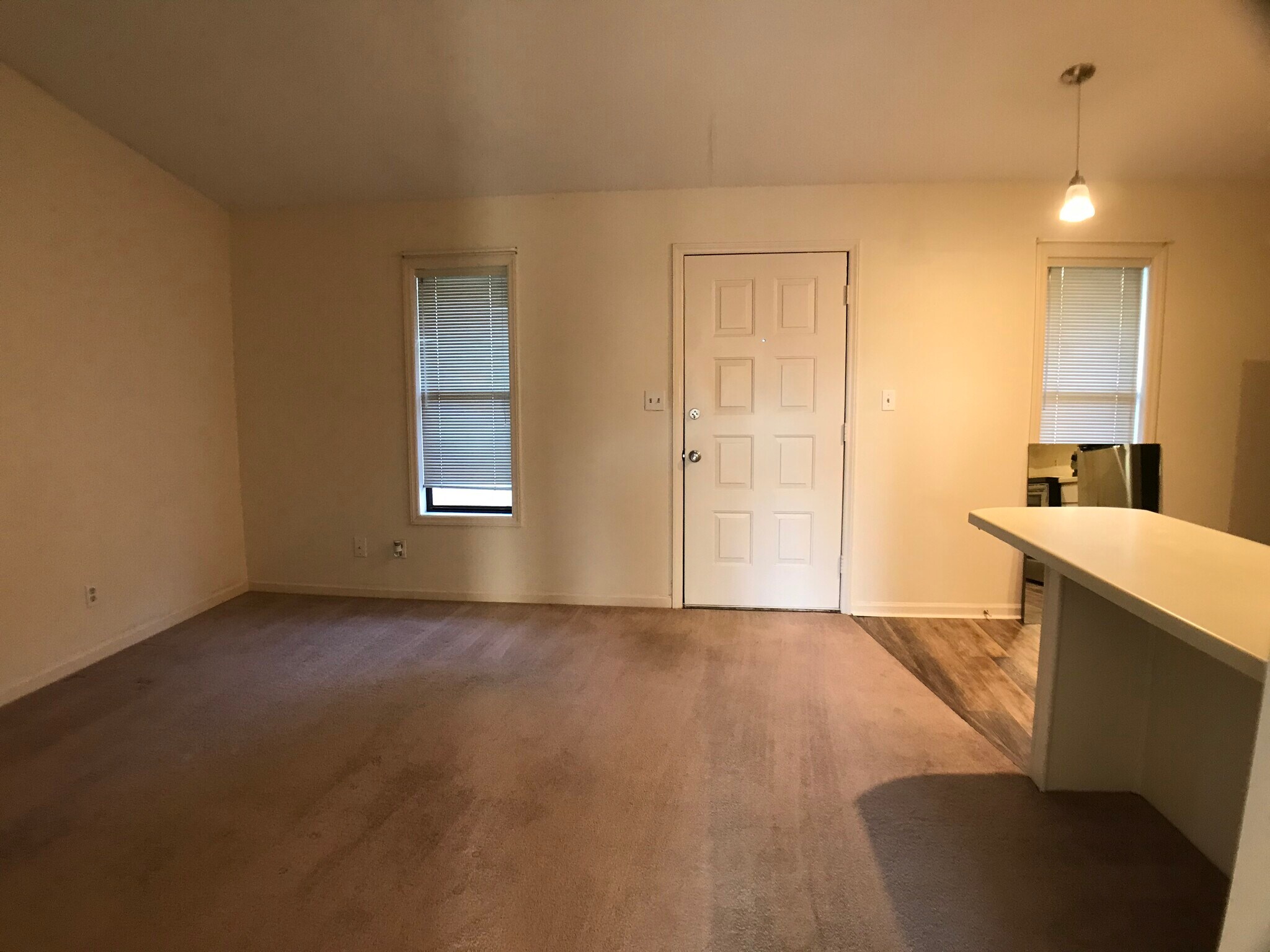 Building Photo - 2536 Flint Dr