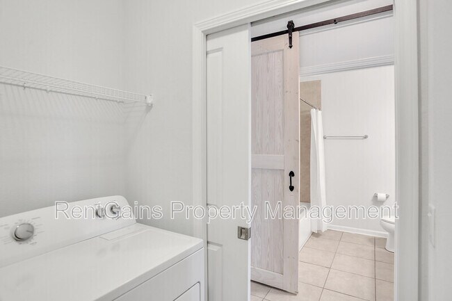 Building Photo - 133 Leeward Island Dr