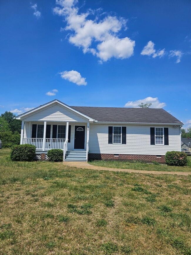 Building Photo - 2524 National St