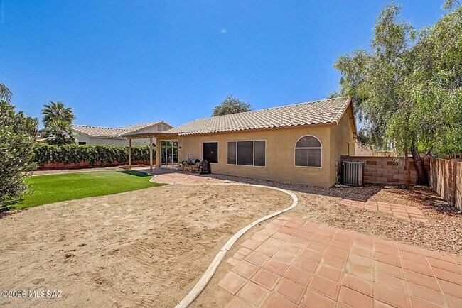 Building Photo - 9951 E Paseo San Bruno