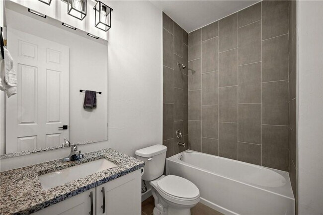 Building Photo - Stunning New Construction Home in Desirabl...