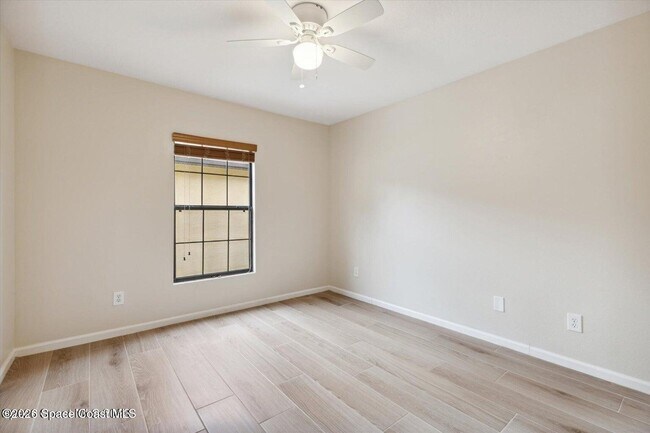 Building Photo - 1030 Luminary Cir