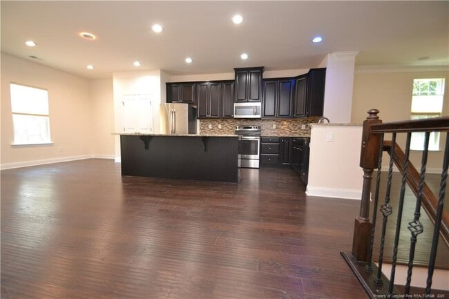 Building Photo - 506 N Tunstall Ave