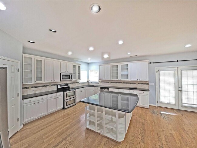 Building Photo - 1689 Clay Brooke Ln SE