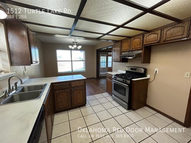 Building Photo - 1512 Turtle Lake Rd