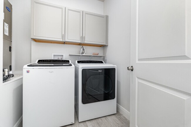 Building Photo - 448 St Andre Blvd