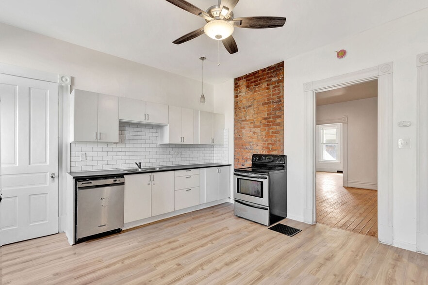 Building Photo - 2030 Scott Blvd