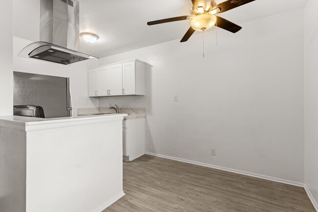 Interior Photo - 12602 Kensington Lane